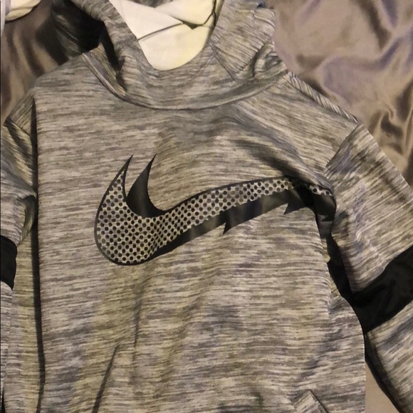 Nike - Picture 1 of 2